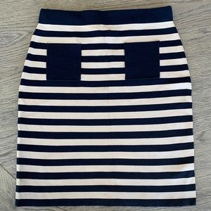 NWT, J Crew front pocket skirt. XL